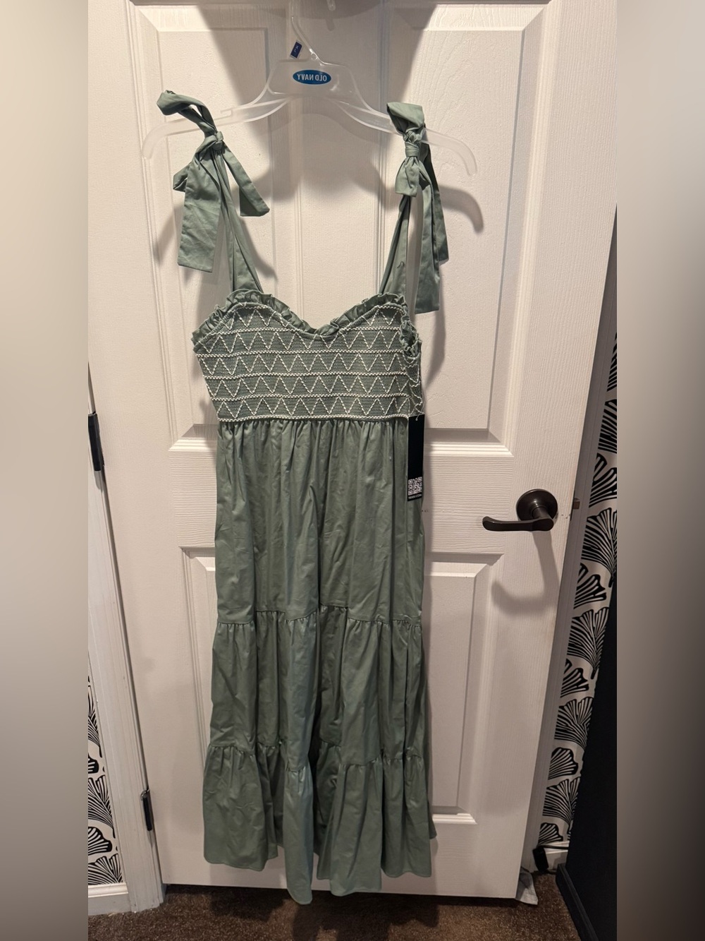 Trixxi Sage Green Smocked Maxi Dress with Ruffled Heart Neckline Women’s M NWT